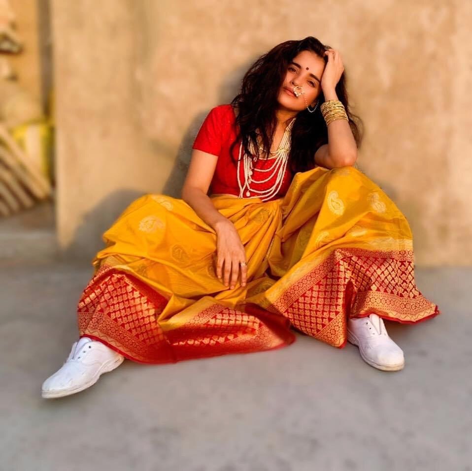 Pia Bajpiee's Stunning Style Evolution: A Fashion Spotlight