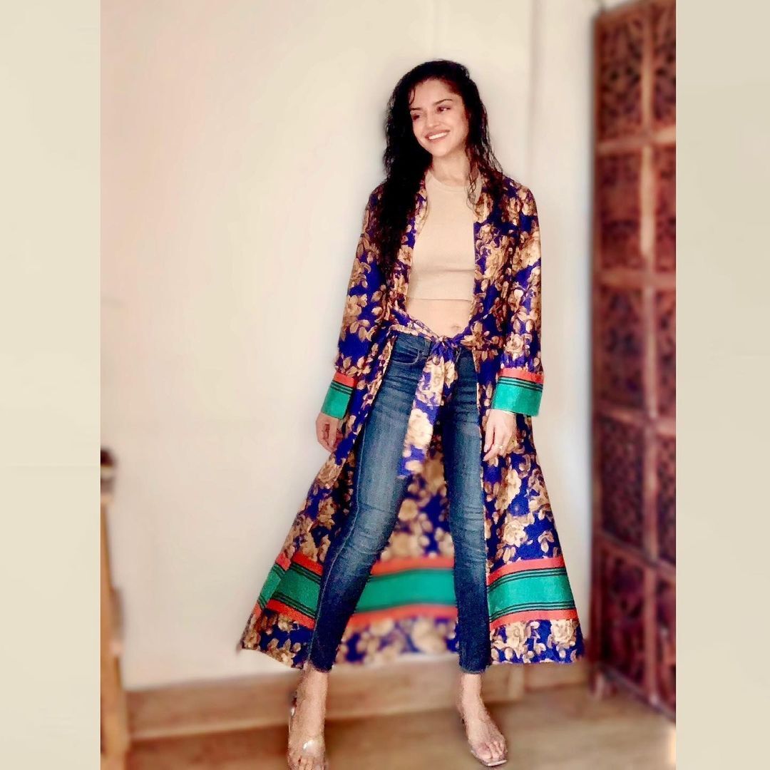 Pia Bajpiee's Stunning Style Evolution: A Fashion Spotlight