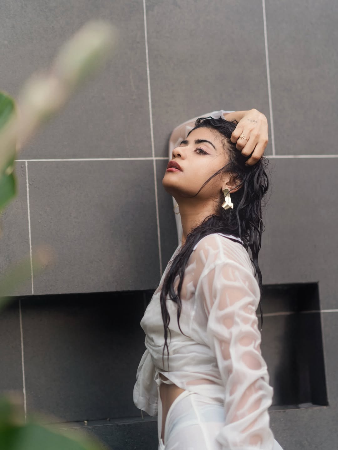 Abhignya Vuthaluru's Aquatic Glam Wet Look Redefines Fashion