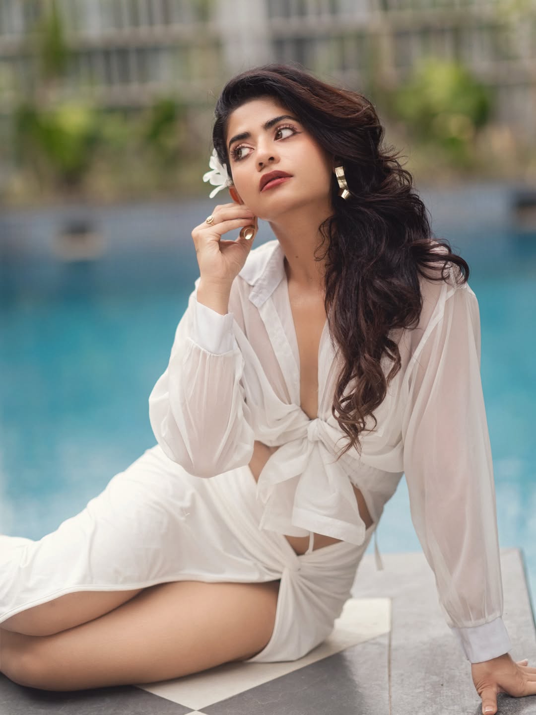 Abhignya Vuthaluru's Aquatic Glam Wet Look Redefines Fashion