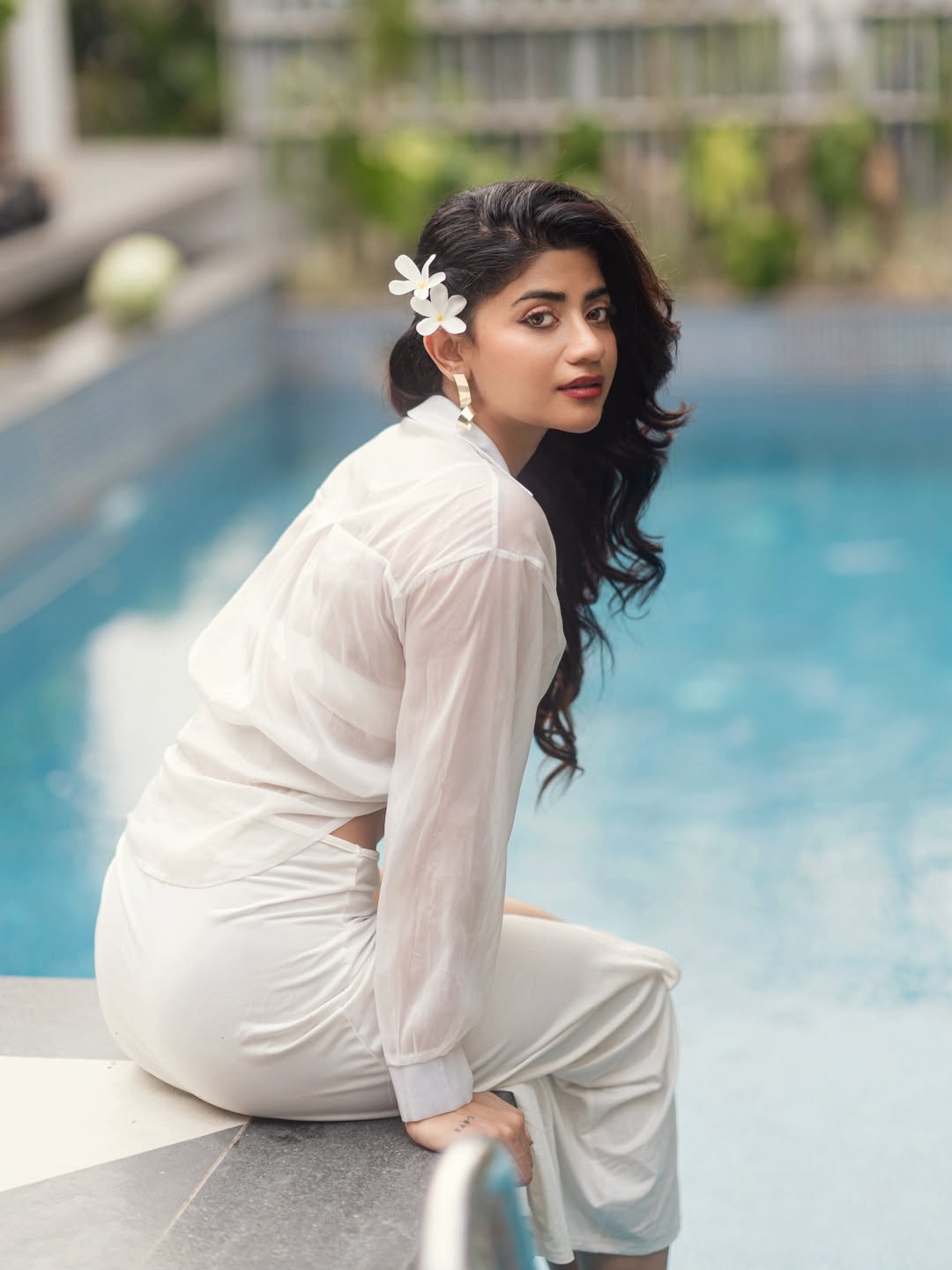 Abhignya Vuthaluru's Aquatic Glam Wet Look Redefines Fashion
