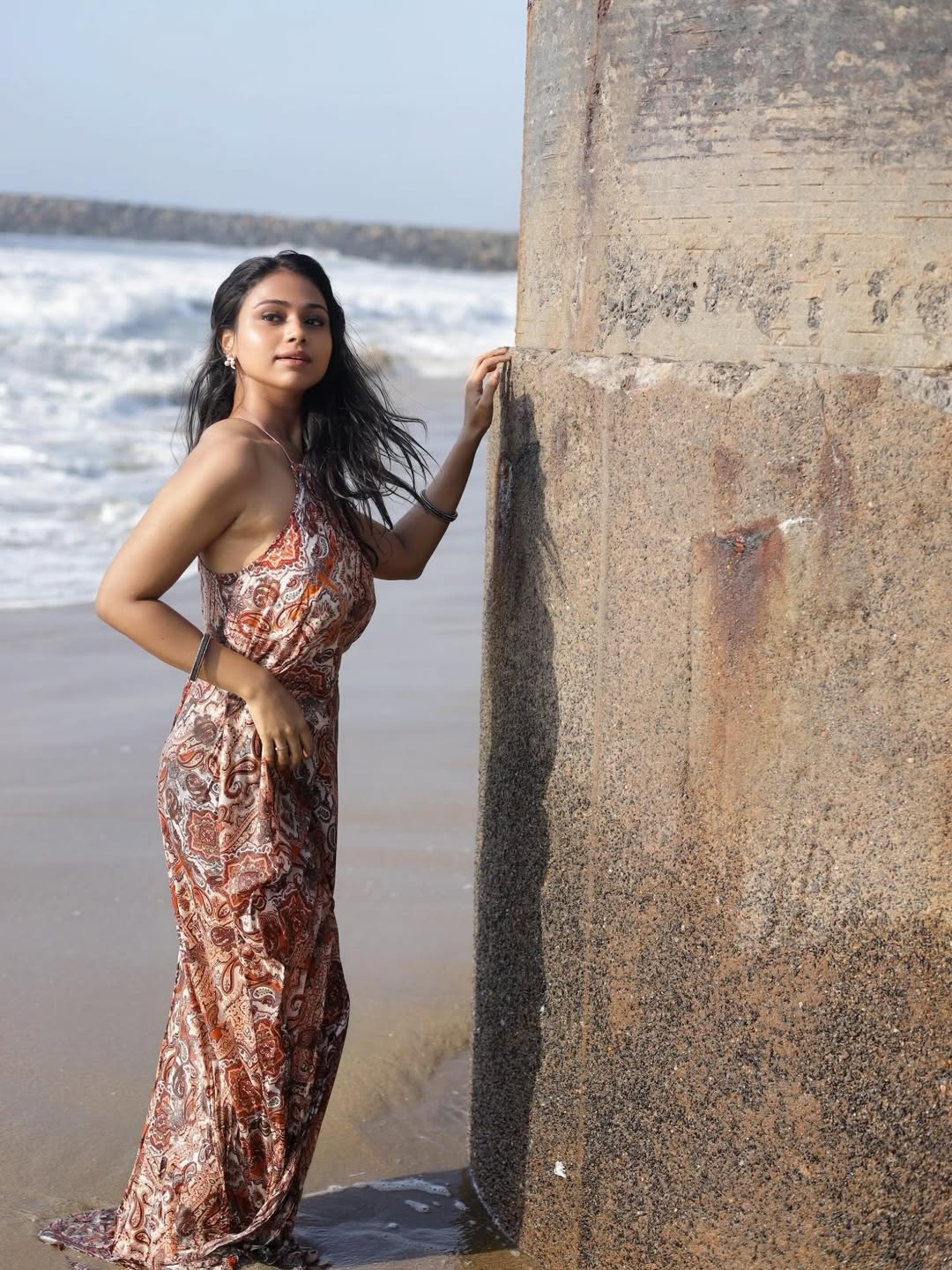 Jovitaa Livingston Steals the Show in Stunning Ensemble Lookbook!