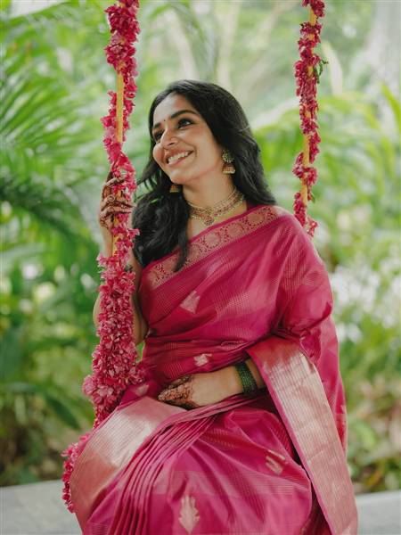 Rajisha Vijayan's Stunning Look Captures Attention