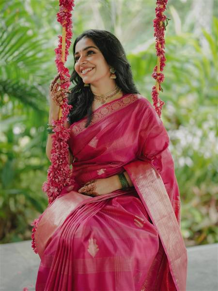 Rajisha Vijayan's Stunning Look Captures Attention