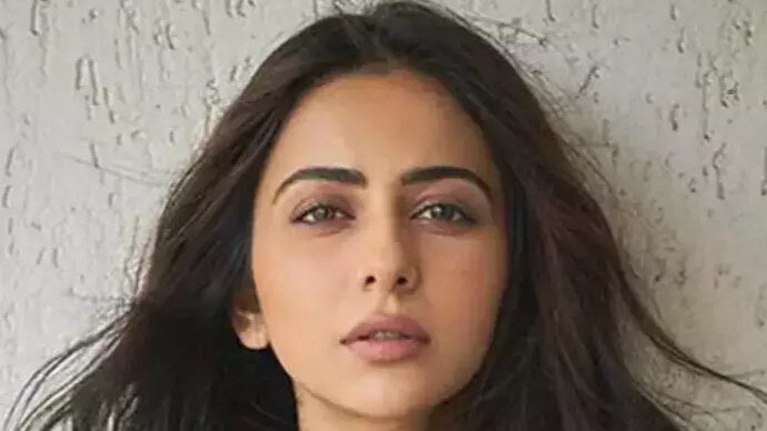 Rakul Preet Singh’s Stunning Ethnic Glamour Steals the Spotlight