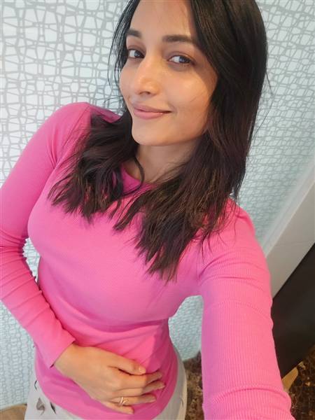 Srinidhi Shetty Stuns in Elegant Ensemble Photoshoot Gallery