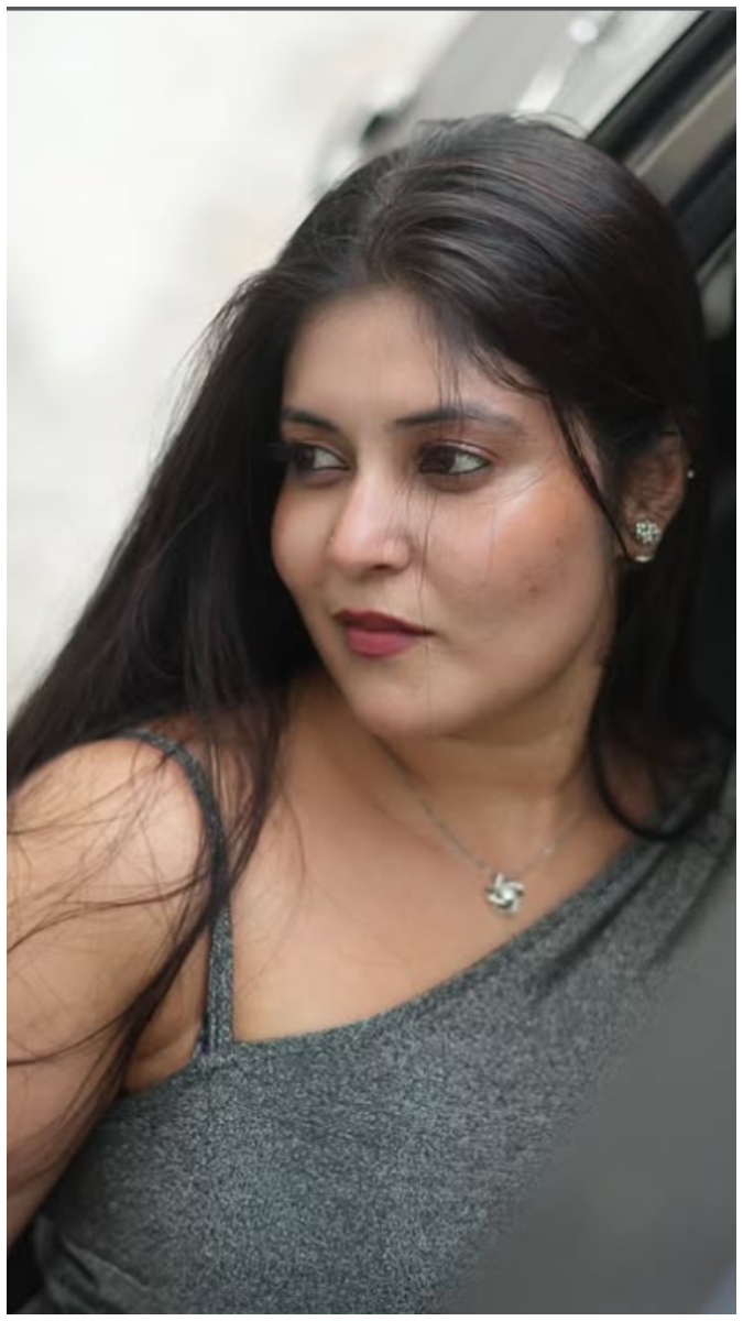 Actress Vinitha's Latest Glamour Photos Bodycon Style