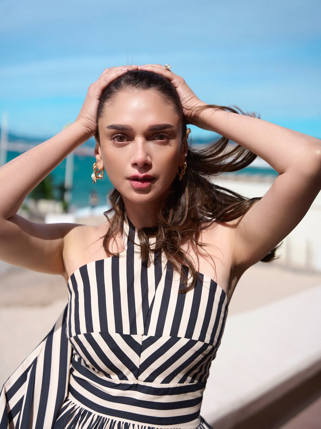 Aditi Rao Hydari's Striking Coastal Style Gallery