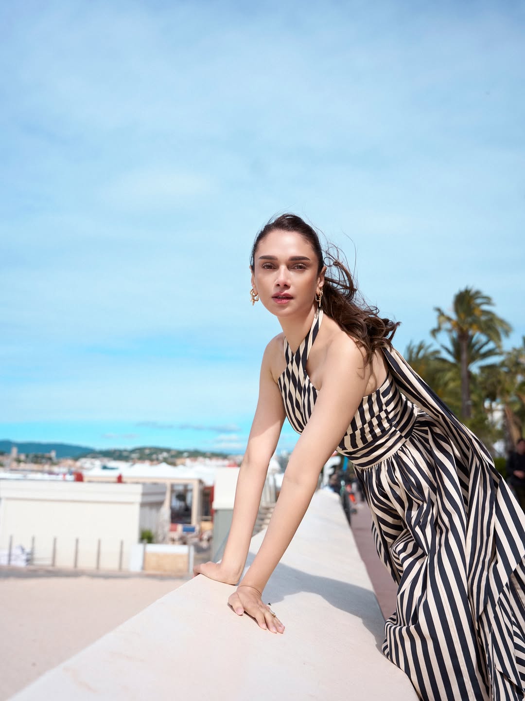 Aditi Rao Hydari's Striking Coastal Style Gallery