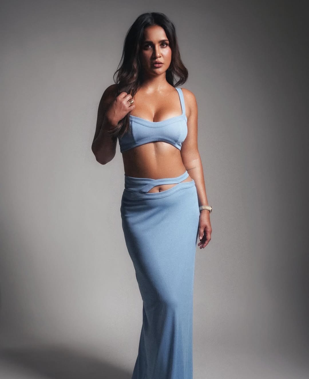Aisha Sharma Sings a Bold Tune in Stunning Blue Glamour