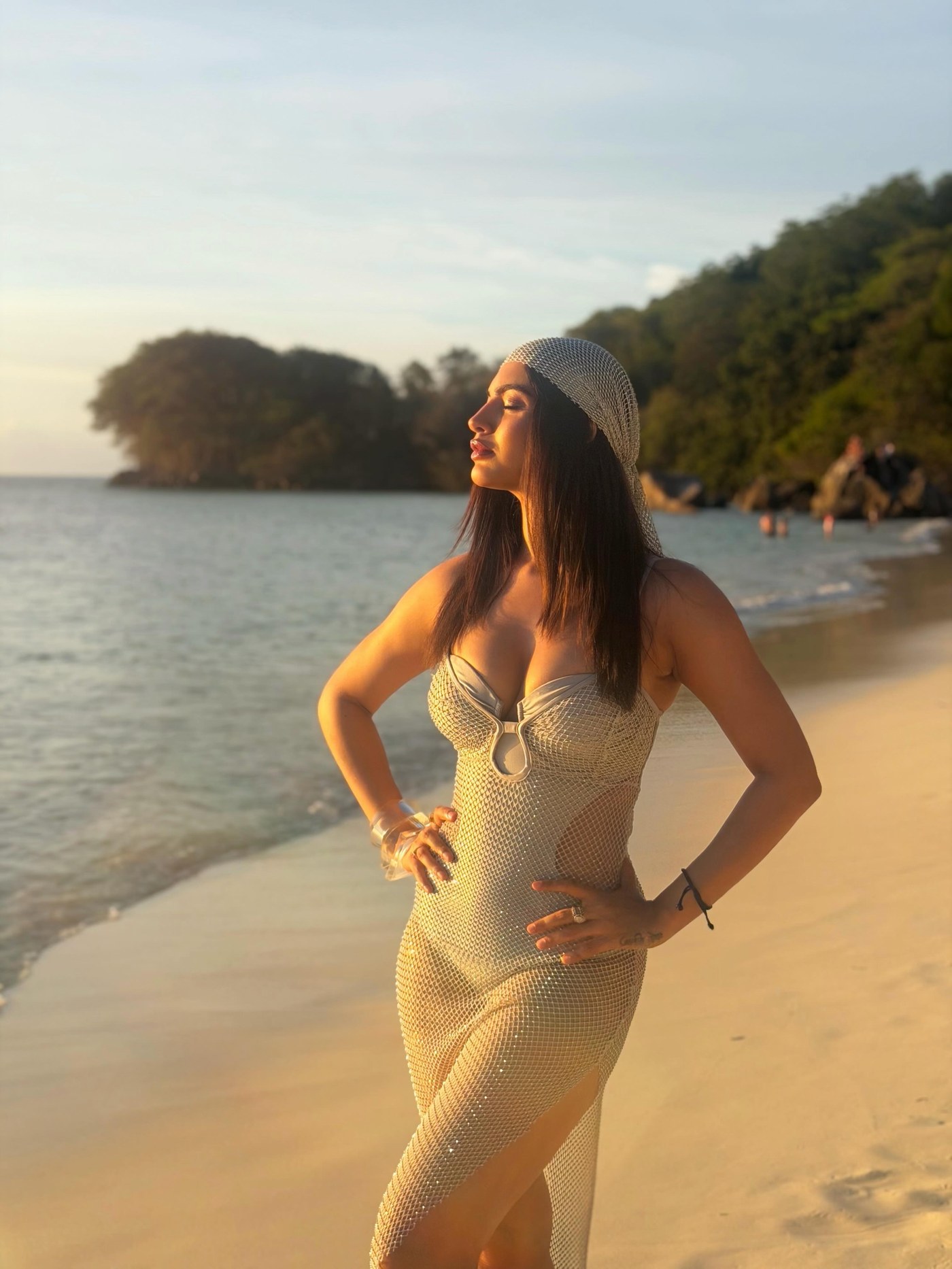 Akanksha Puri's Vacation Vibe in Ivory Mesh!