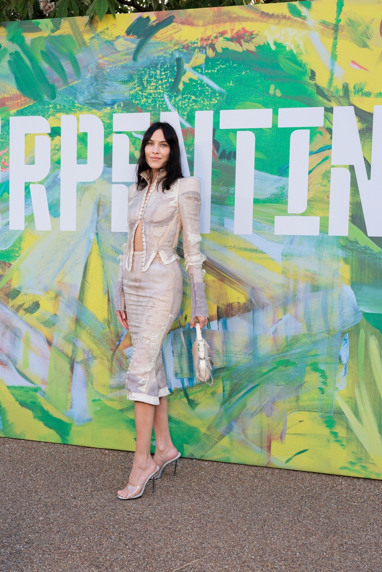 Alexa Chung Glows at Serpentine Summer Party in London!