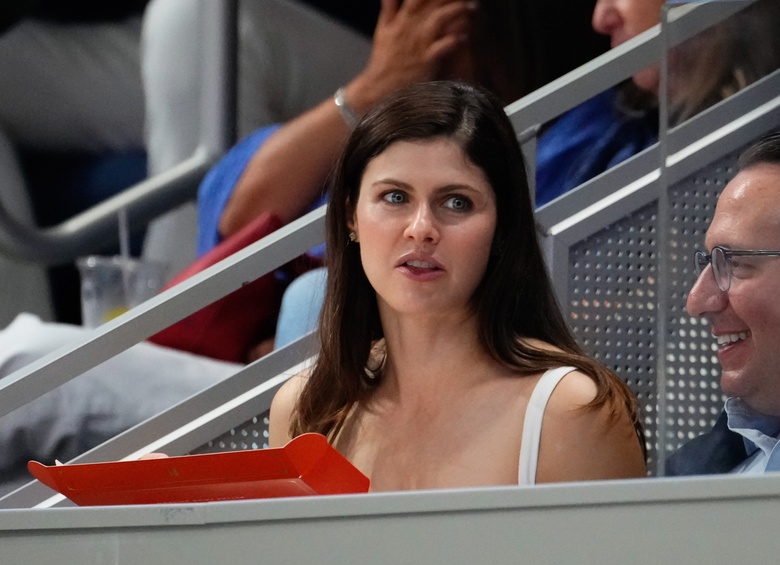 Alexandra Daddario Steals the Spotlight in Effortless Chic Glamour