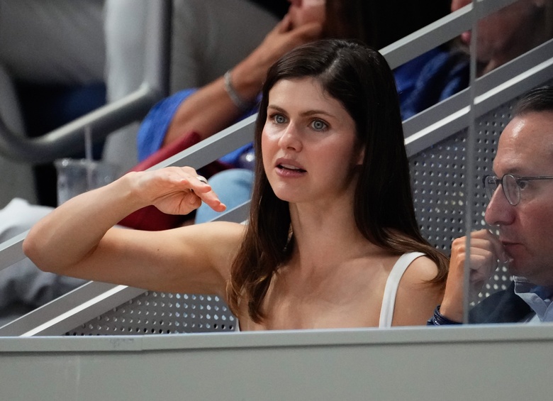 Alexandra Daddario Steals the Spotlight in Effortless Chic Glamour