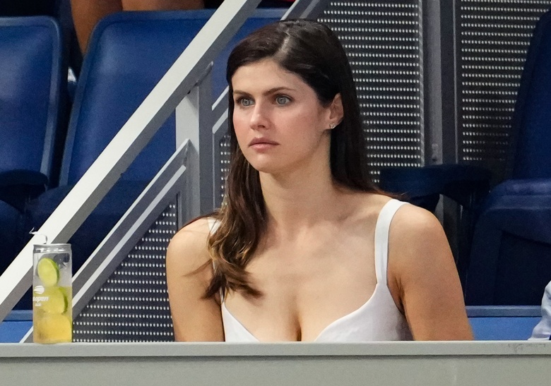 Alexandra Daddario Steals the Spotlight in Effortless Chic Glamour