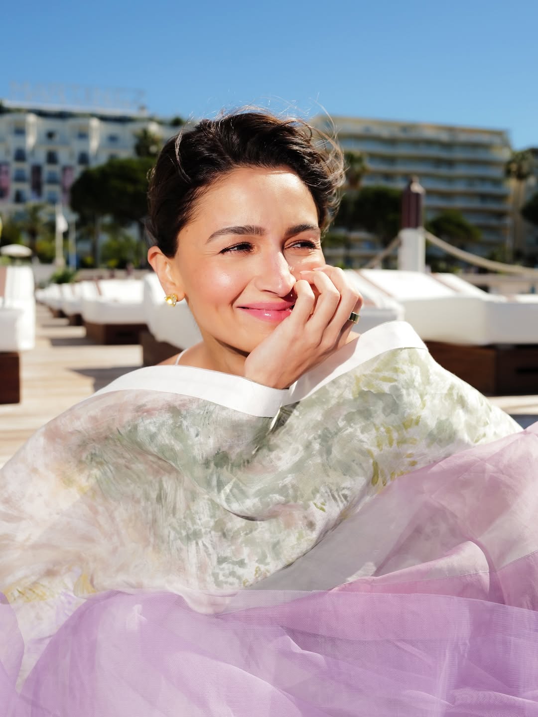 Alia Bhatt's Dreamy Coastal Escape: Flowing Elegance