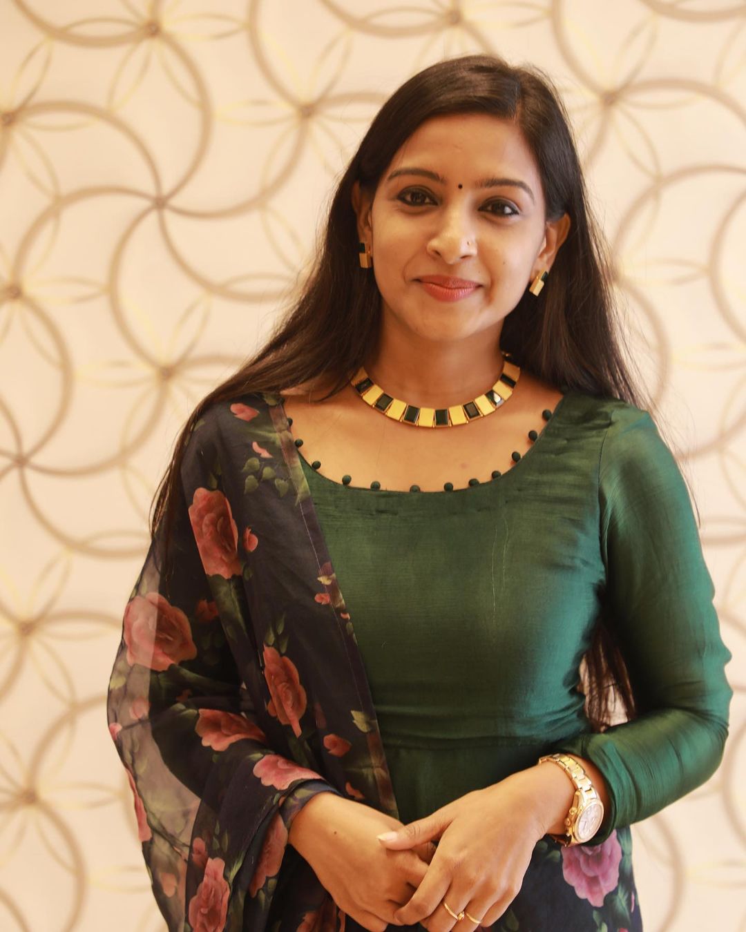 Alphy Panjikaran: Embracing Regal Elegance in Emerald Green