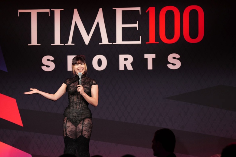 Alysa Liu Shines Brightly at New York’s Elite Galas