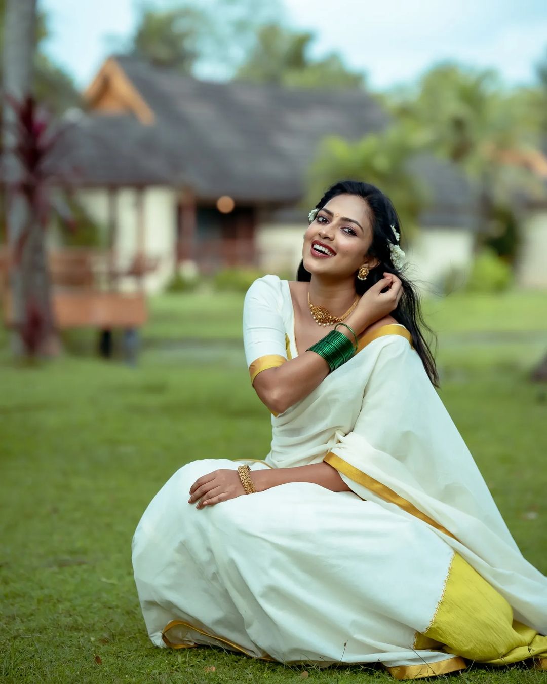 Amala Paul Stunning Onam Saree Photos Festive Tradition