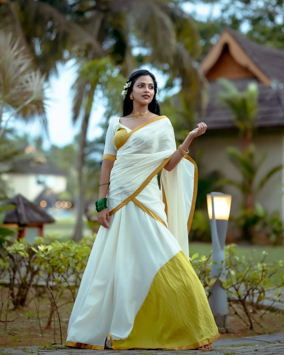 Amala Paul Stunning Onam Saree Photos Festive Tradition