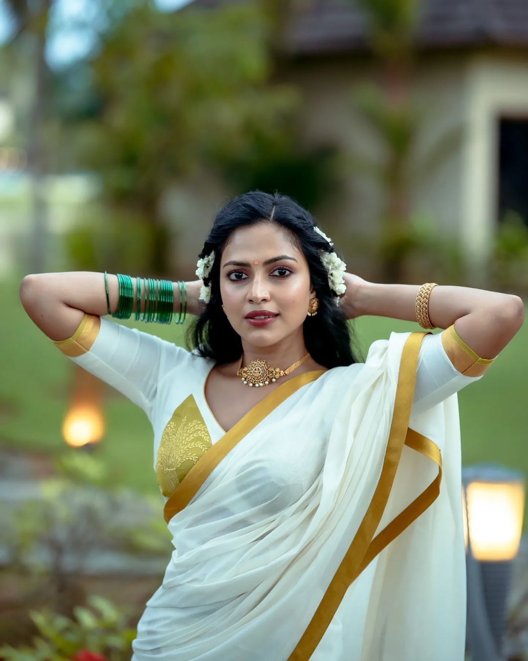 Amala Paul Stunning Onam Saree Photos Festive Tradition