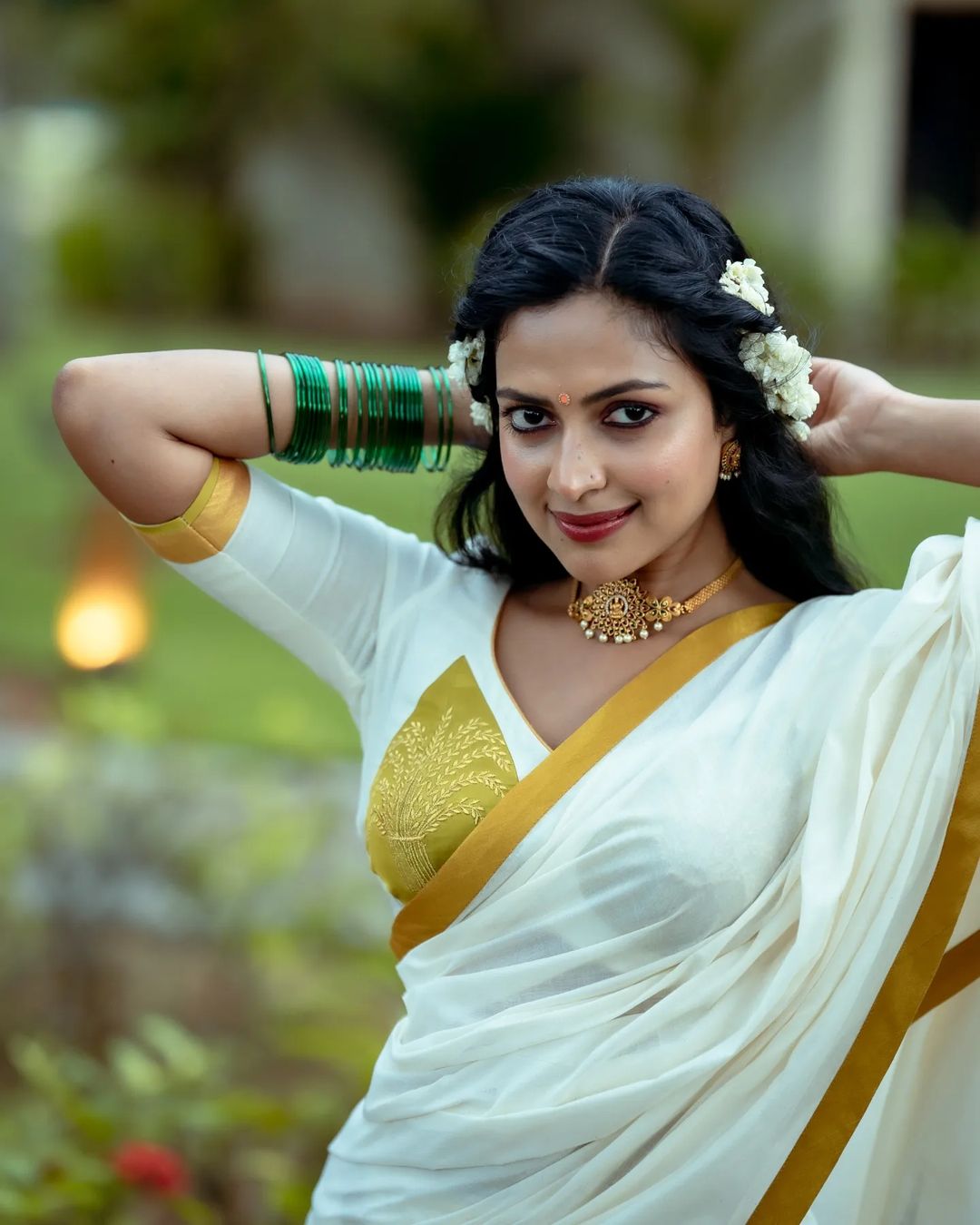 Amala Paul Stunning Onam Saree Photos Festive Tradition