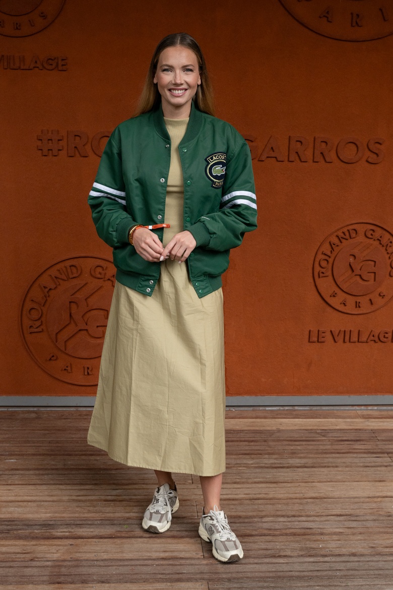 Amandine Petit Shines in Stunning Fashion Moment