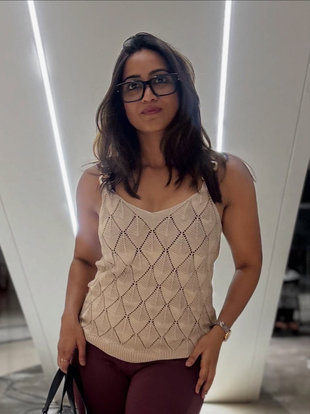 Amika Shail Latest HD Photos and Stunning Bollywood Looks