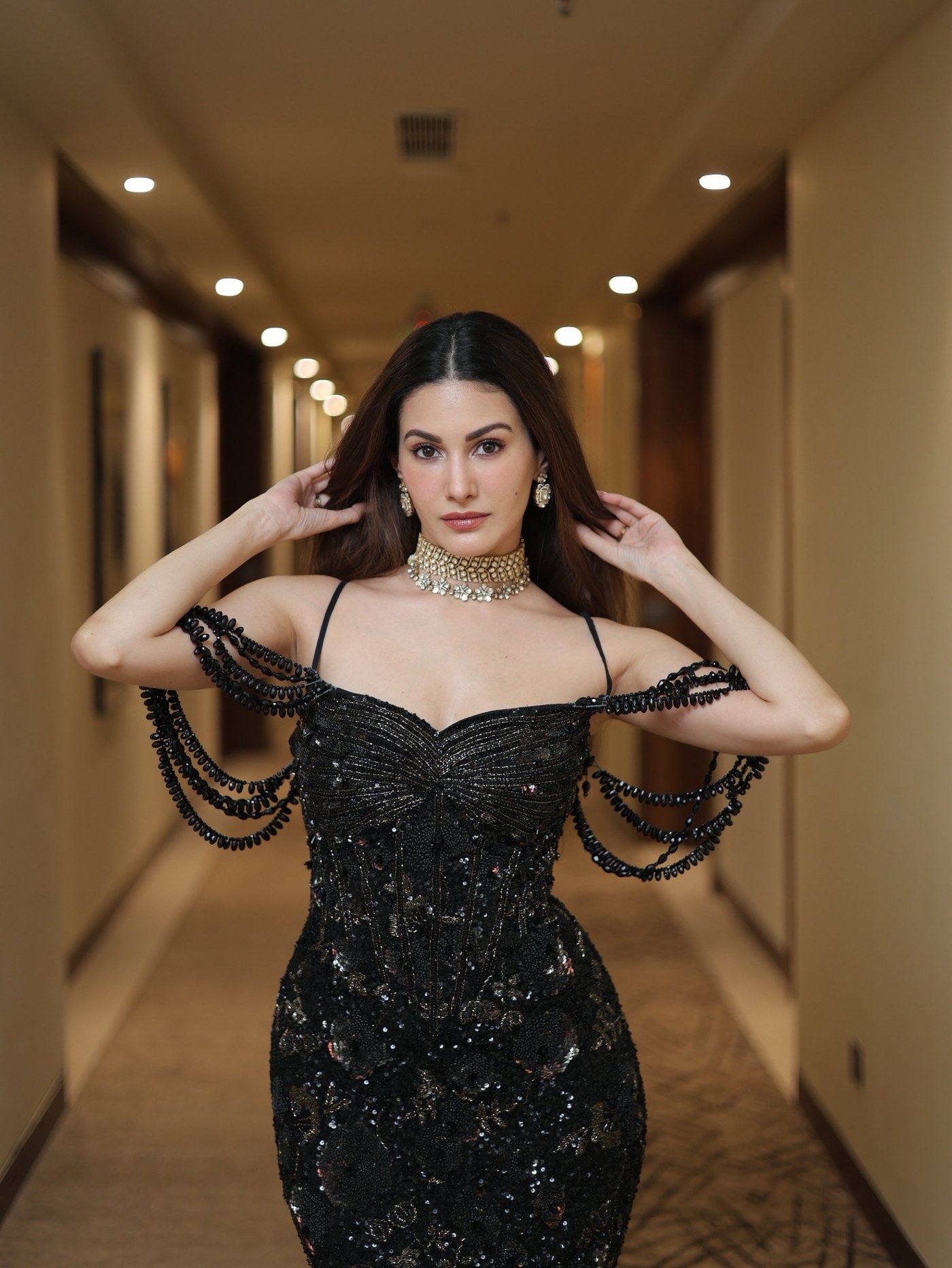 Amyra Dastur’s Black Glamour: A Masterclass in Red Carpet Confidence