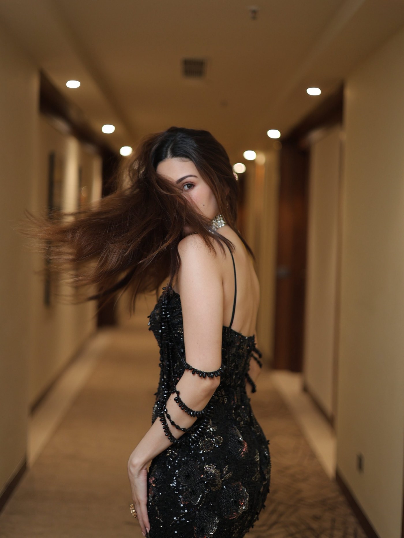 Amyra Dastur’s Black Glamour: A Masterclass in Red Carpet Confidence