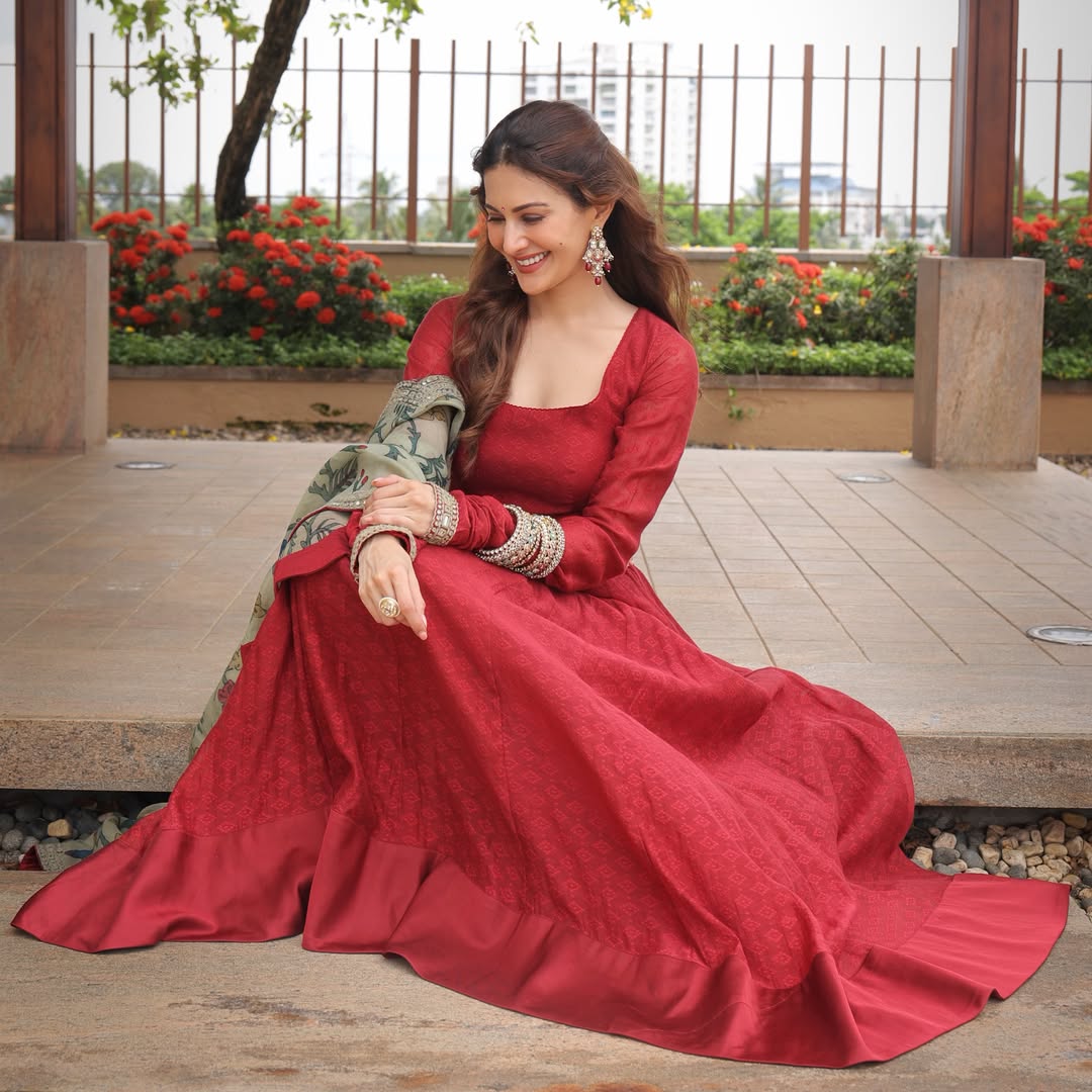 Amyra Dastur's Stunning Red and Gold Outdoor Ensemble