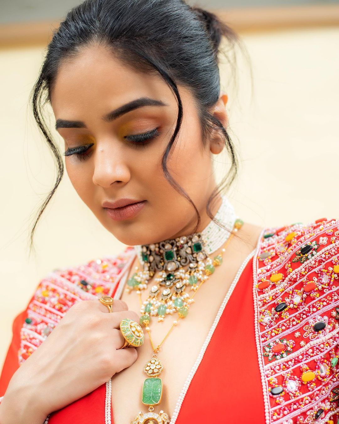 Anchor Sreemukhi Latest Glamour Photos You Must See