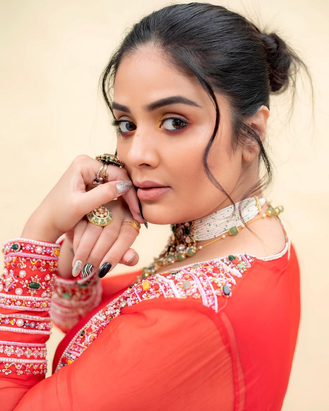 Anchor Sreemukhi Latest Glamour Photos You Must See