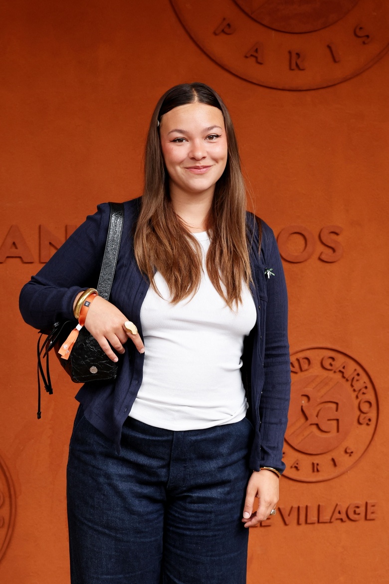 Anja Verderosa's Stunning Red Carpet Fashion Moment