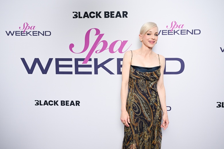 Anna Faris Glows: East Hampton Elegance at a Special Screening Event