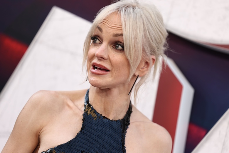 Anna Faris Glows and Shines at Hollywood Premiere Event