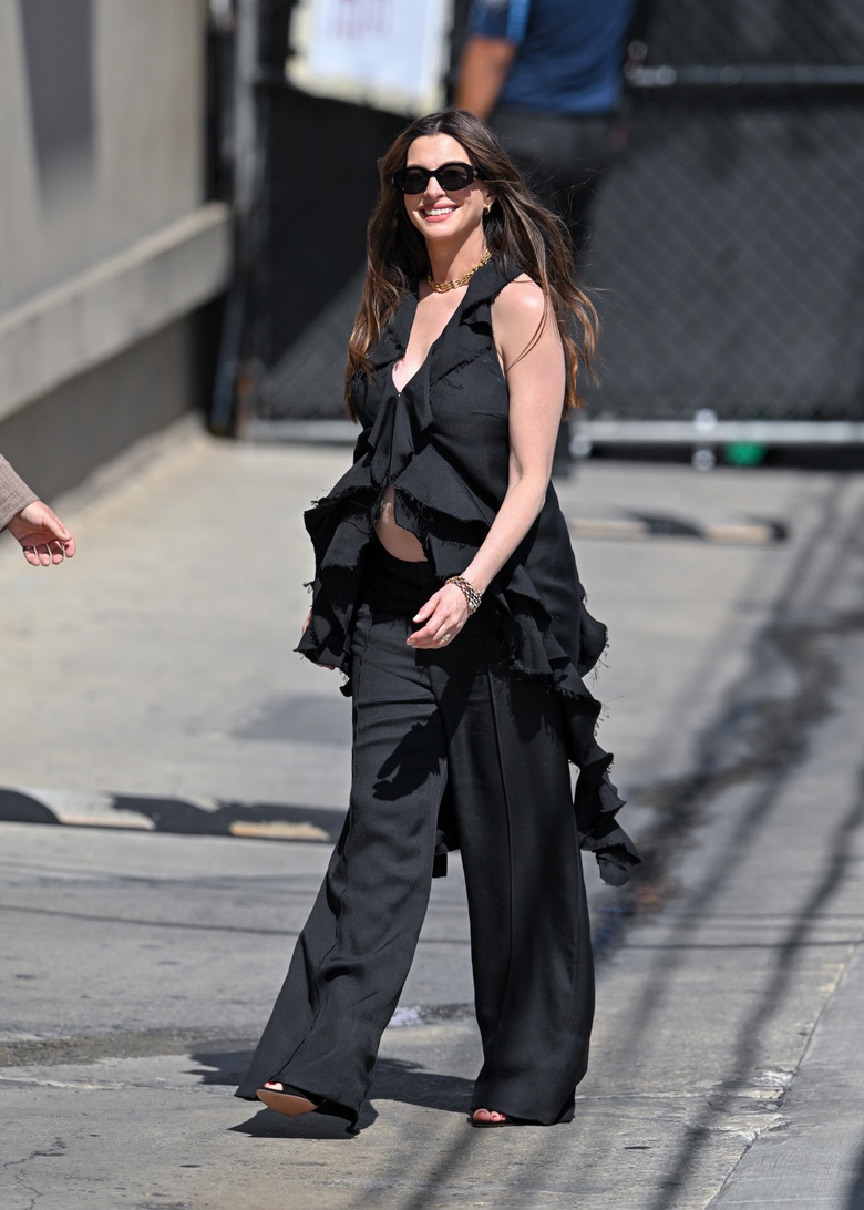 Anne Hathaway's Effortlessly Chic Night Out Glow Up