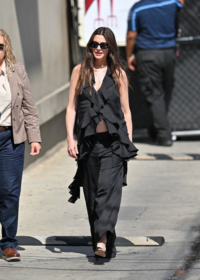 Anne Hathaway's Effortlessly Chic Night Out Glow Up