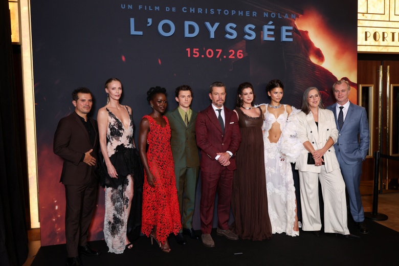 Anne Hathaway's Effortless Glamour Steals the Spotlight at Paris Premiere