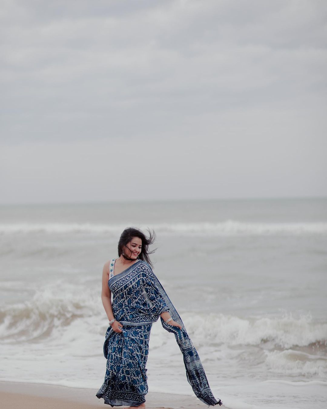 Anu Shivv's Coastal Charm: Flowing in Blue and White