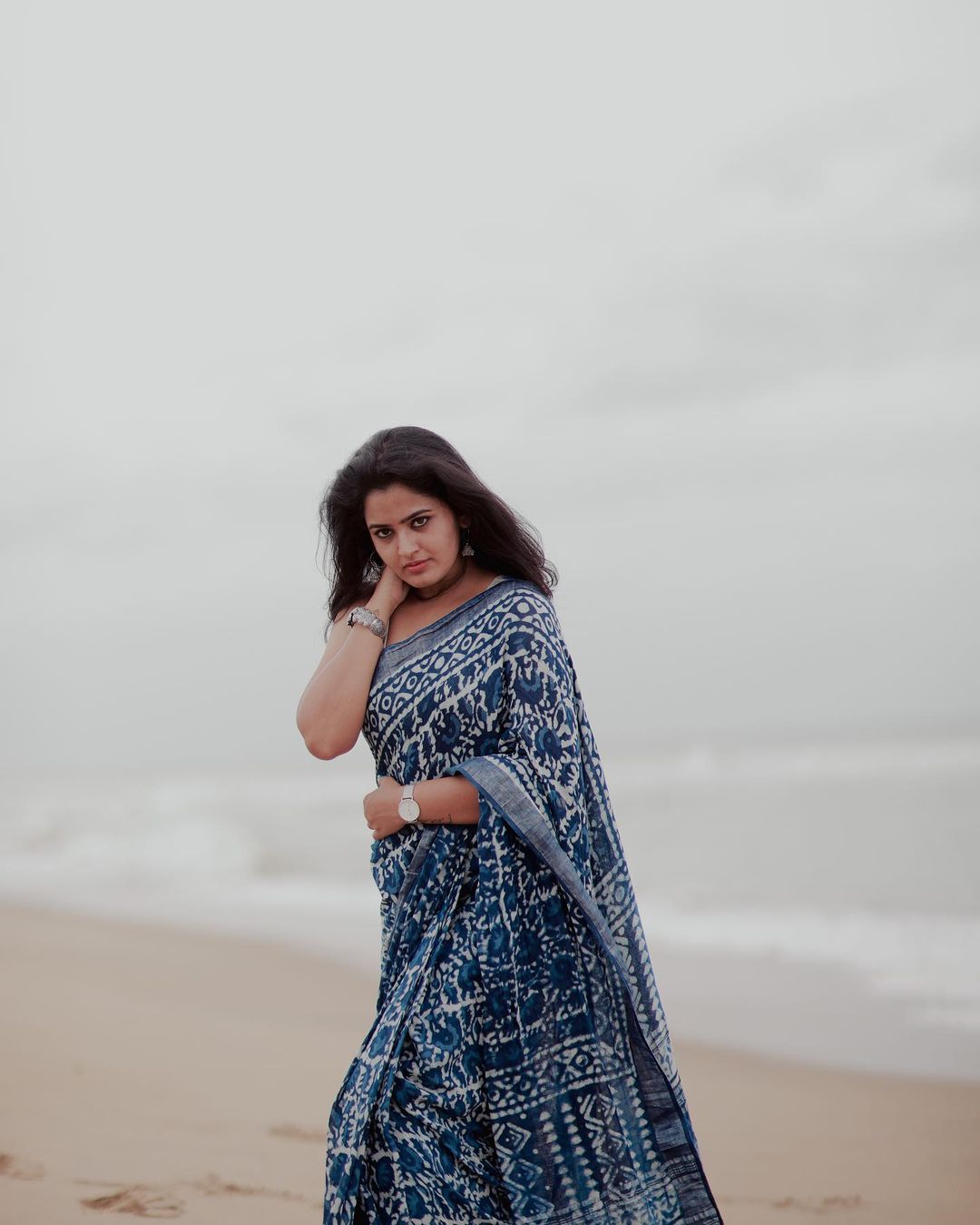 Anu Shivv's Coastal Charm: Flowing in Blue and White