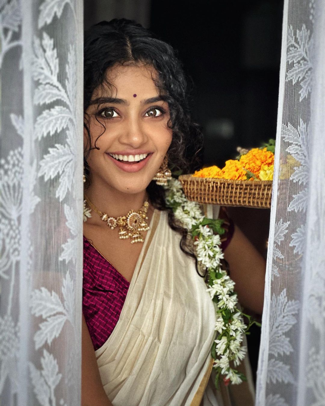 Anupama Parameswaran's Stunning Onam Celebration Photos 2023