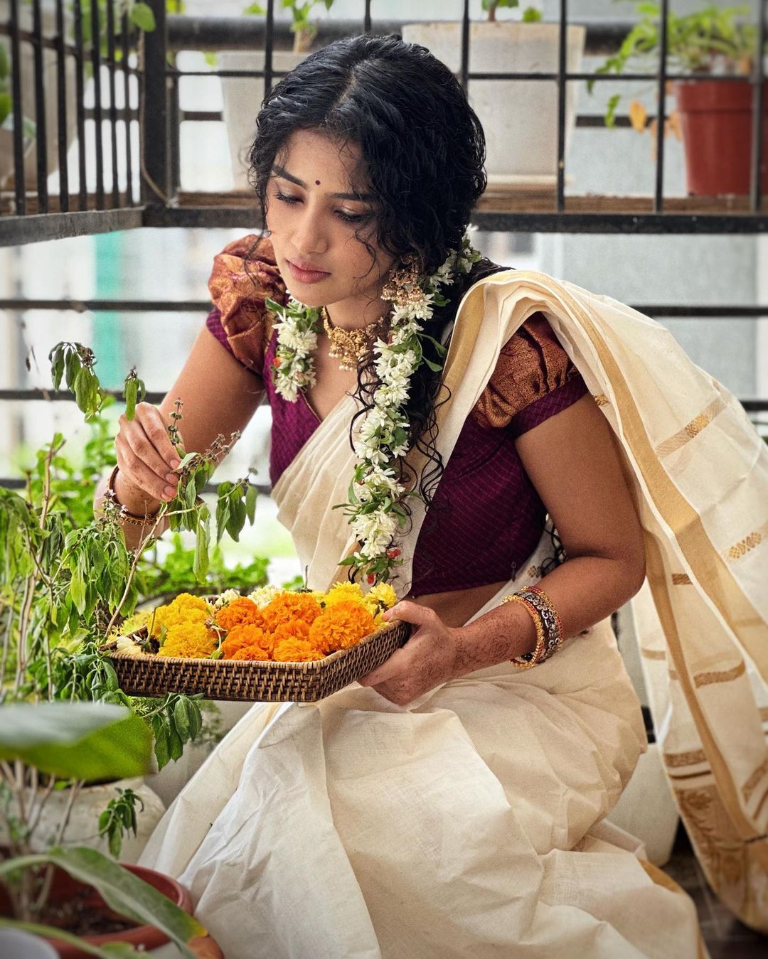 Anupama Parameswaran's Stunning Onam Celebration Photos 2023