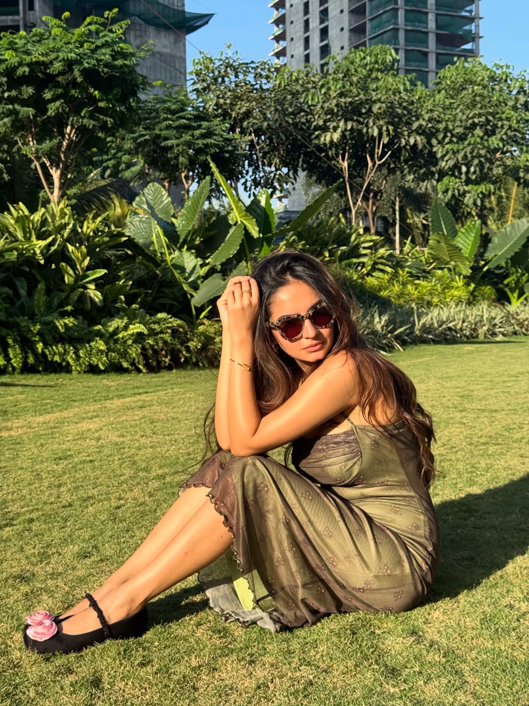 Anushka Sen's Stunning Ethnic Glamour Looks Steal The Spotlight!