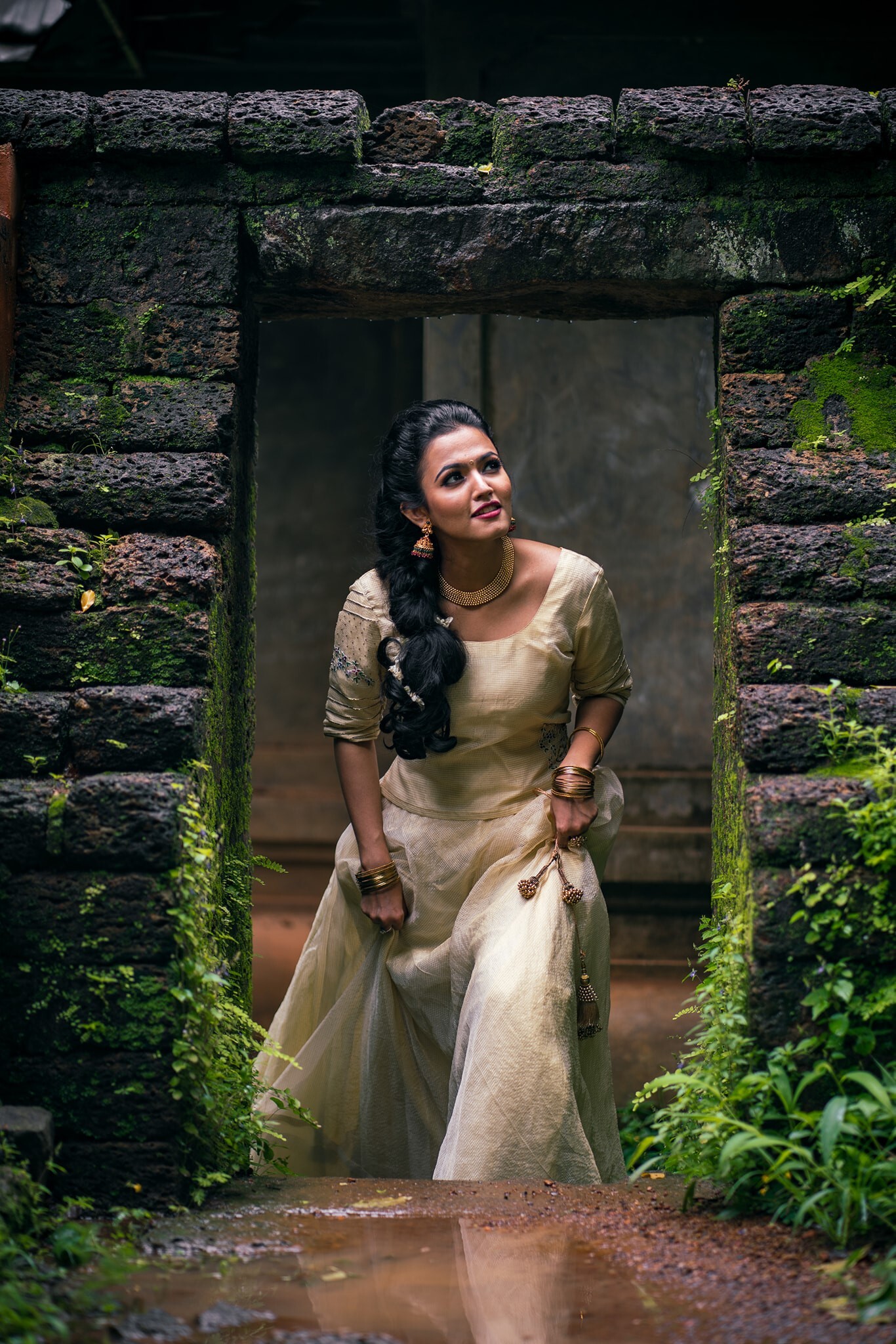 Aparna Das: Ethereal Elegance in Golden Hues