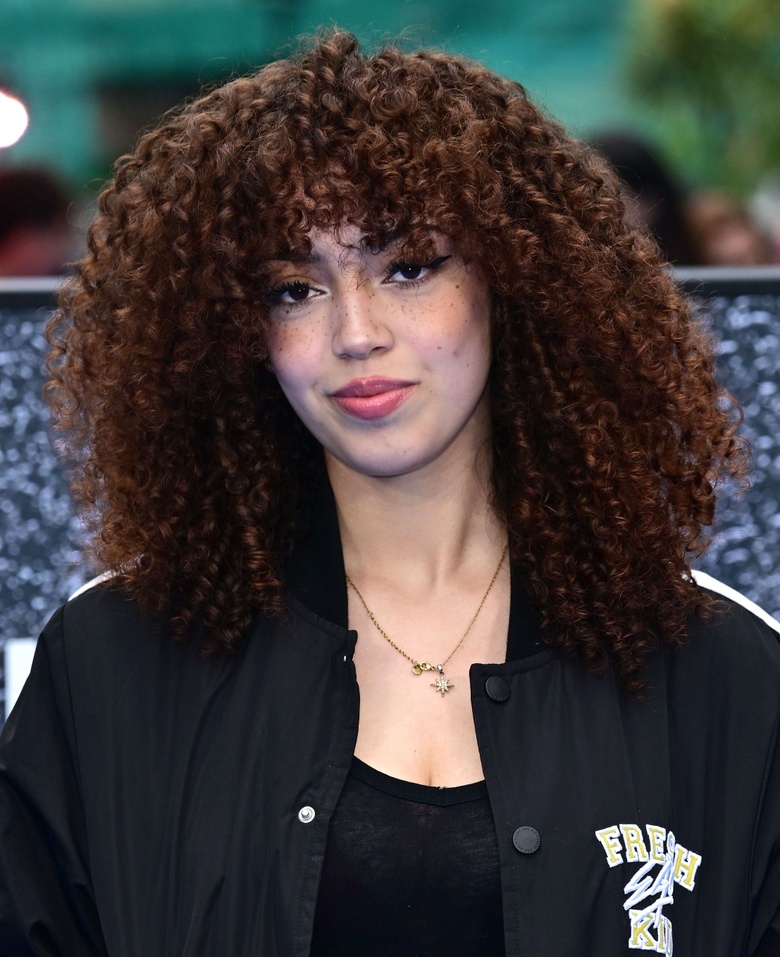 Arabella's Stunning Look Captures Attention