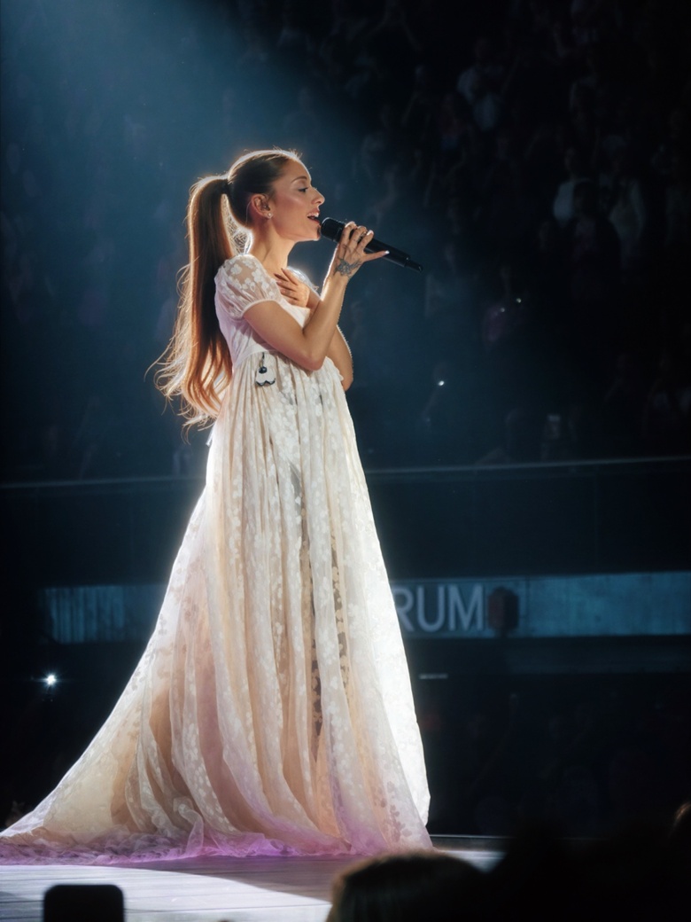 From the Stage to Style Icons: Ariana Grande's Effortlessly Chic Moments