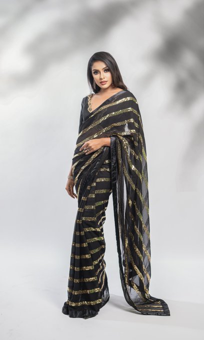 Ashwini Chandrashekar Latest Photos and Stunning Looks