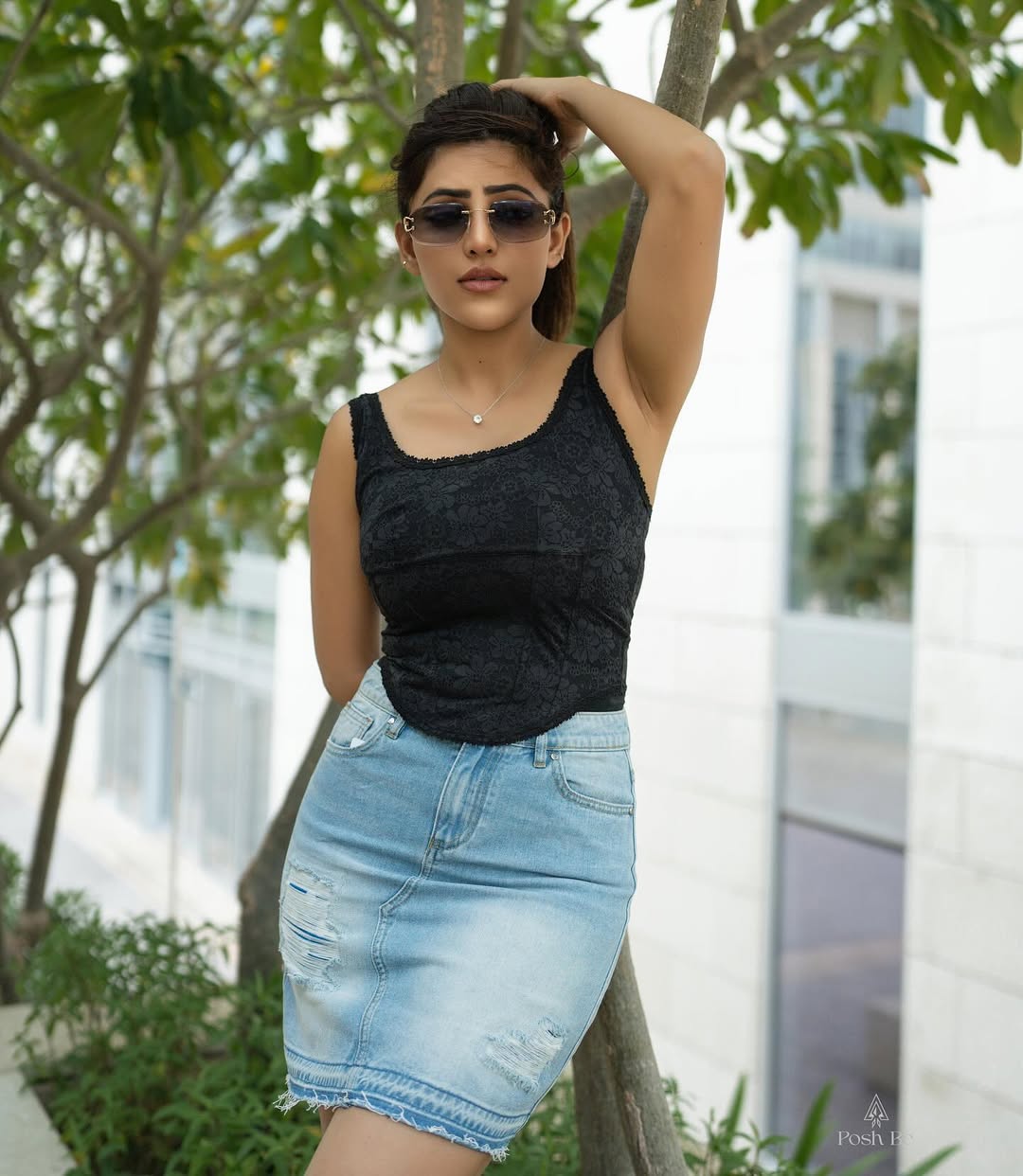 Olive Gold Draping: Athulyaa's Velvet Textile Showcase