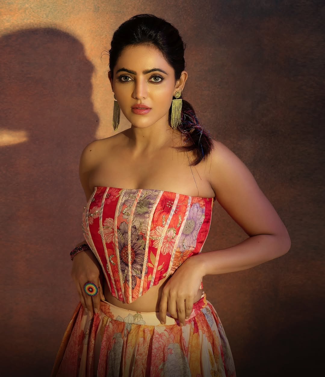 Olive Gold Draping: Athulyaa's Velvet Textile Showcase